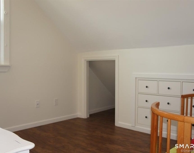 16 Manor Street - Photo Thumbnail 11