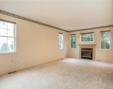 47 Pepper Bush Lane - Photo Thumbnail 8