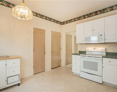 47 Pepper Bush Lane - Photo Thumbnail 19