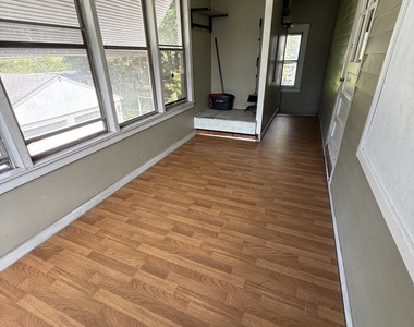 108 Curtiss Street - Photo Thumbnail 12