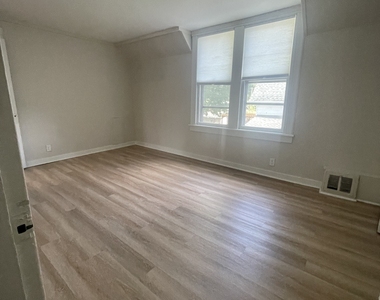 108 Curtiss Street - Photo Thumbnail 5