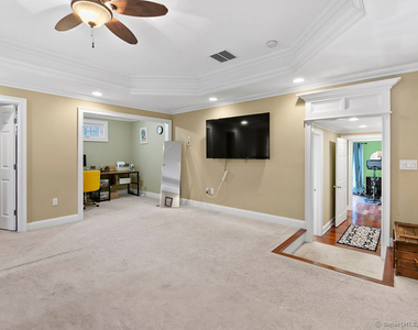 14 Ridgewood Road - Photo Thumbnail 14