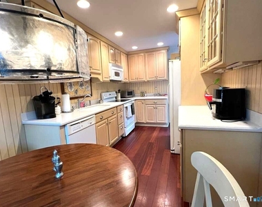 192 Park Street - Photo Thumbnail 5