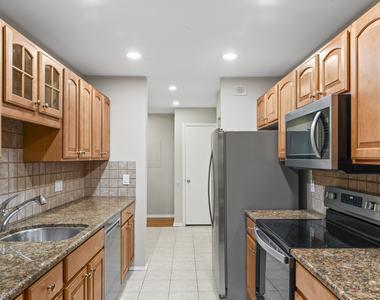 245 Hamilton Avenue - Photo Thumbnail 4