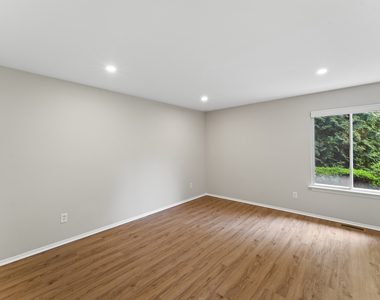 245 Hamilton Avenue - Photo Thumbnail 15