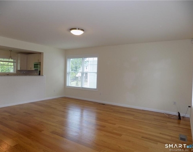 6 Barnum Court - Photo Thumbnail 17