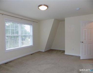6 Barnum Court - Photo Thumbnail 6