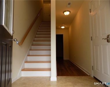 6 Barnum Court - Photo Thumbnail 2