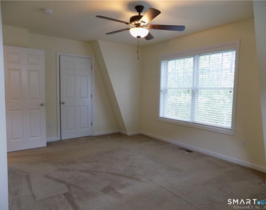 6 Barnum Court - Photo Thumbnail 12