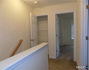 6 Barnum Court - Photo Thumbnail 4