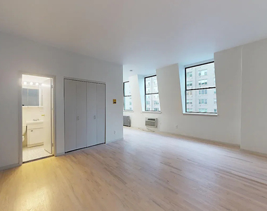 201 West 14th Street - Photo Thumbnail 3