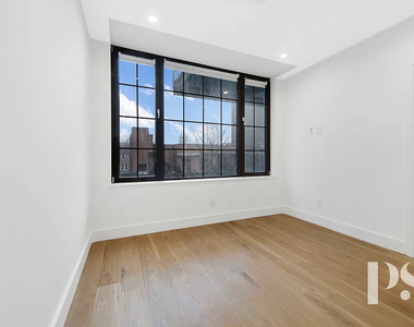 205 Frost Street - Photo Thumbnail 8