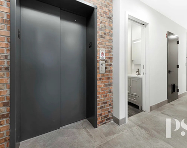 205 Frost Street - Photo Thumbnail 7
