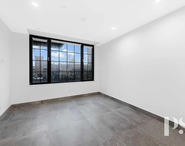 205 Frost Street - Photo Thumbnail 4