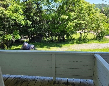 425 Mount Vernon Ave - Photo Thumbnail 5
