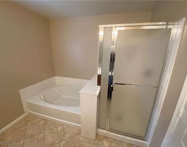 11645 Royal Derwent Drive - Photo Thumbnail 9