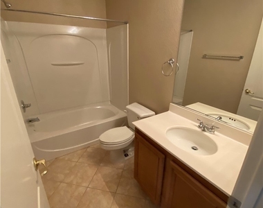 11645 Royal Derwent Drive - Photo Thumbnail 12