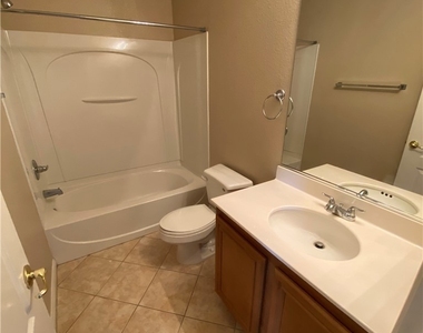 11645 Royal Derwent Drive - Photo Thumbnail 12