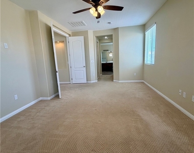 7312 W Mesa Vista Avenue - Photo Thumbnail 16