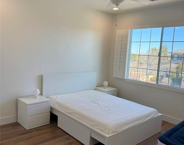 605 Runbridge Street - Photo Thumbnail 33