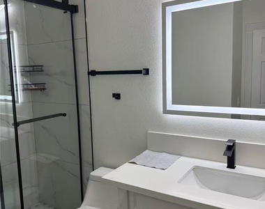 605 Runbridge Street - Photo Thumbnail 17