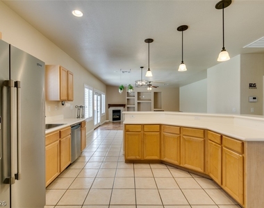 2598 Mizzoni Circle - Photo Thumbnail 14