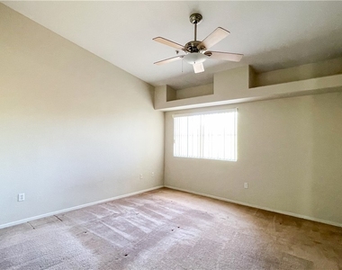 10500 Pine Pointe Avenue - Photo Thumbnail 4