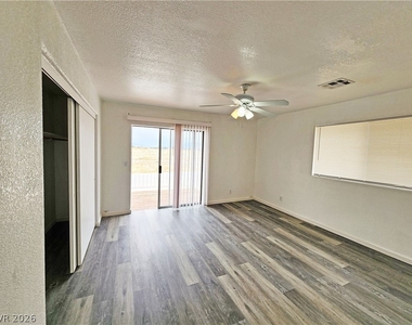 2321 E Calvada Boulevard - Photo Thumbnail 11