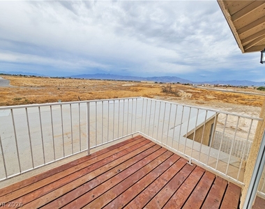 2321 E Calvada Boulevard - Photo Thumbnail 13