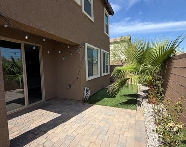 8910 Bucco Reef Avenue - Photo Thumbnail 17