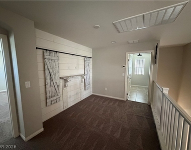 8910 Bucco Reef Avenue - Photo Thumbnail 24