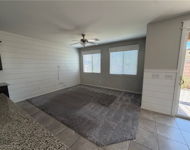 8910 Bucco Reef Avenue - Photo Thumbnail 10