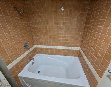 30 Strada Di Villaggio - Photo Thumbnail 82