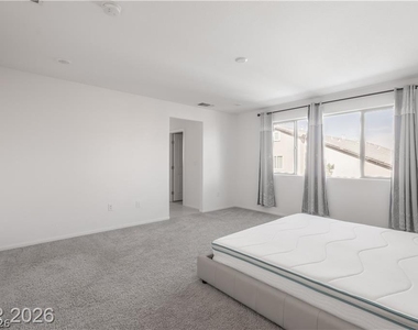7360 Crown Landing Street - Photo Thumbnail 10
