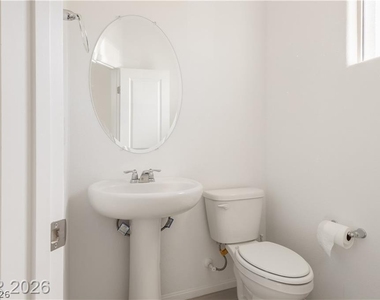 7360 Crown Landing Street - Photo Thumbnail 21