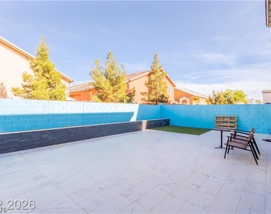 7360 Crown Landing Street - Photo Thumbnail 22