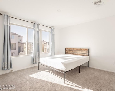 7360 Crown Landing Street - Photo Thumbnail 16