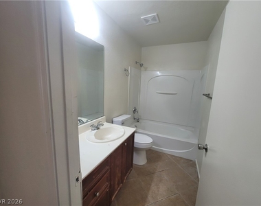 3665 Remington Grove Avenue - Photo Thumbnail 41