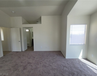 3665 Remington Grove Avenue - Photo Thumbnail 64