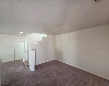 3665 Remington Grove Avenue - Photo Thumbnail 63