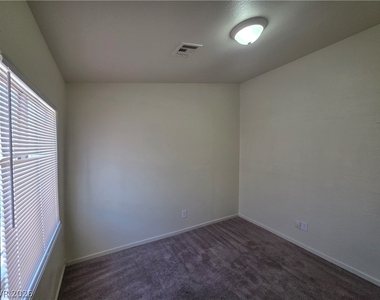 3665 Remington Grove Avenue - Photo Thumbnail 19