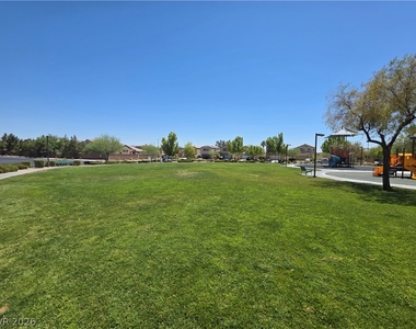 3665 Remington Grove Avenue - Photo Thumbnail 92