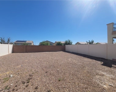 3665 Remington Grove Avenue - Photo Thumbnail 76