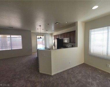 3665 Remington Grove Avenue - Photo Thumbnail 12