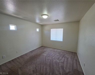 3665 Remington Grove Avenue - Photo Thumbnail 38