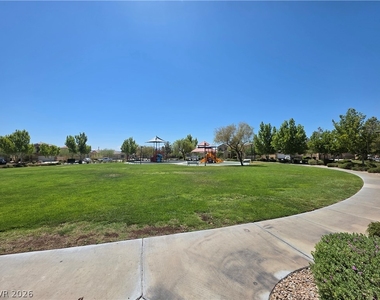 3665 Remington Grove Avenue - Photo Thumbnail 90