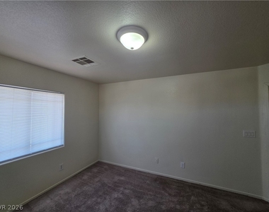 3665 Remington Grove Avenue - Photo Thumbnail 44