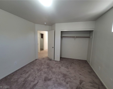 3665 Remington Grove Avenue - Photo Thumbnail 38
