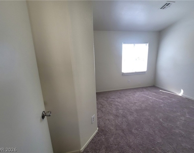 3665 Remington Grove Avenue - Photo Thumbnail 45