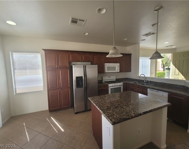 3665 Remington Grove Avenue - Photo Thumbnail 23